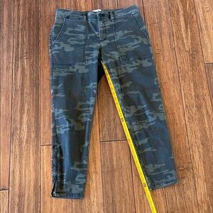 Camouflage Cargo Pants sanctuary size 30